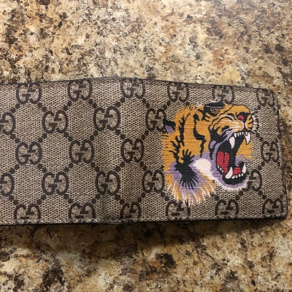 Gucci Tiger Print Supreme Wallet